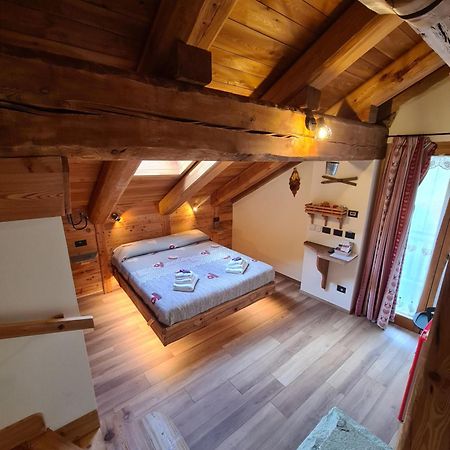 La Maison. Il Nido Dell'Aquila バルドネッキア エクステリア 写真