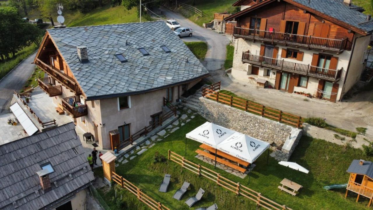 La Maison. Il Nido Dell'Aquila バルドネッキア エクステリア 写真